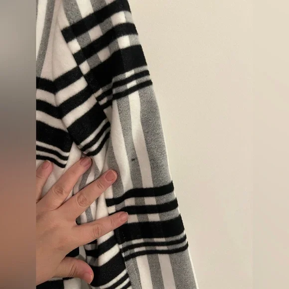 iZ Byer - Plaid Peacoat - Size Small - Picture 9 of 10